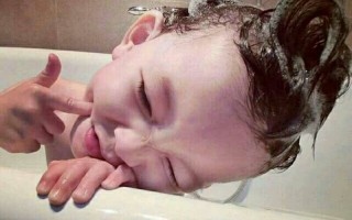 脚臭恶搞视频，脚臭恶搞视频大全