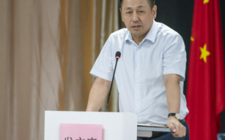 洪波，洪波涌起